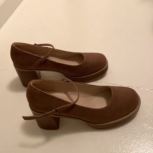 Oasis Society Platform Mary Jane’s